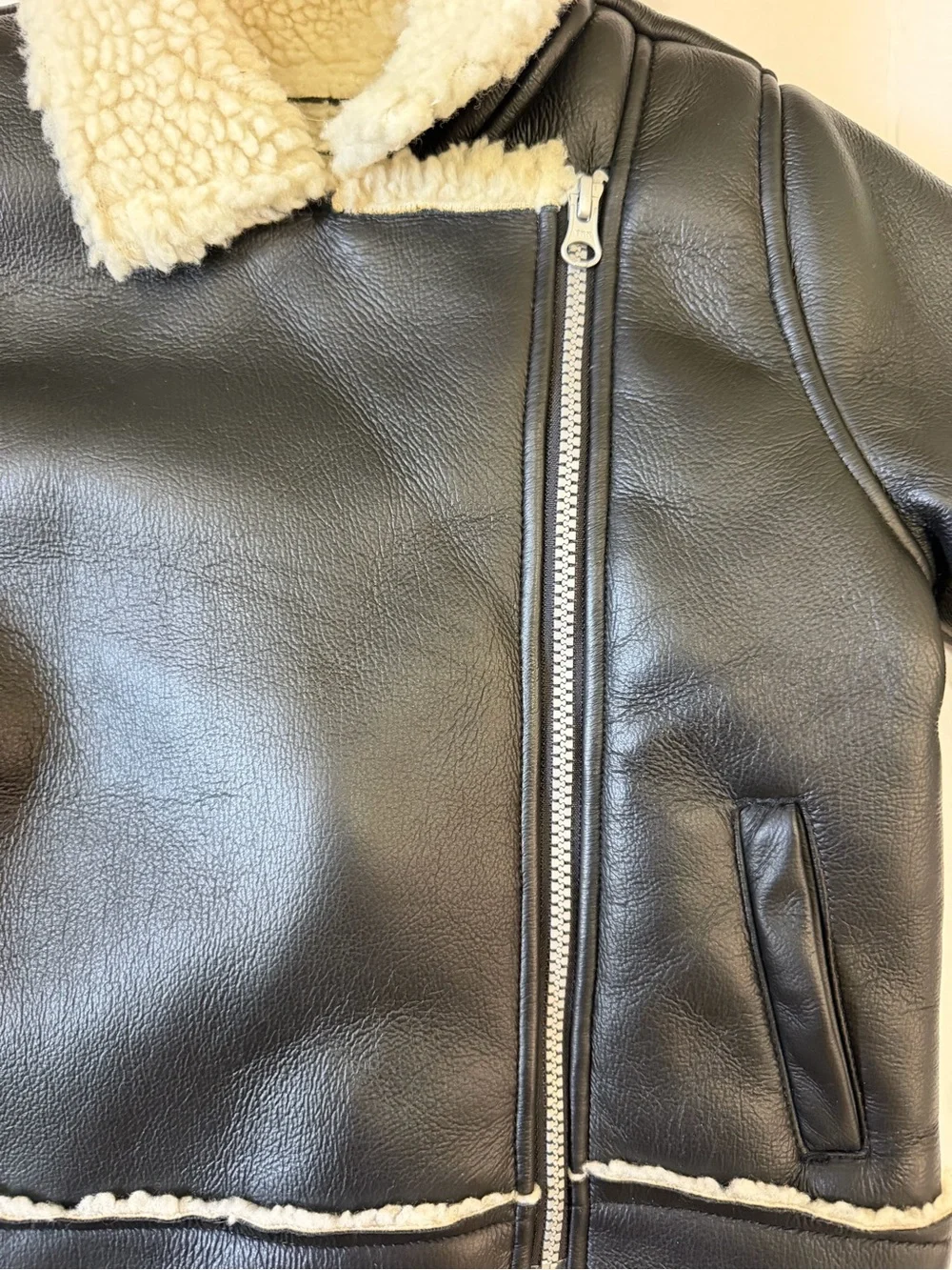 Oshkosh B'gosh Girls 5T Black Aviator Faux Leather Zip Up Sherpa Lined